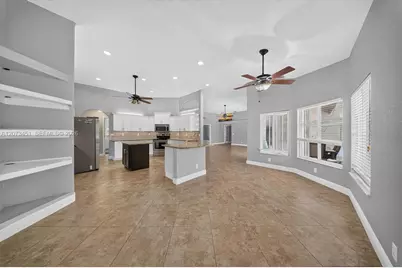 1215 Stallion Dr, Loxahatchee, FL 33470 - Photo 11