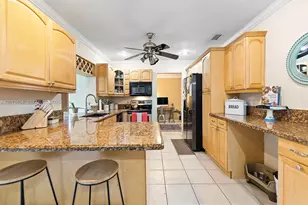 5009 SW 104th Ave, Cooper City, FL 33328 - Photo 11