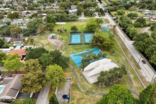 5009 SW 104th Ave, Cooper City, FL 33328 - Photo 5