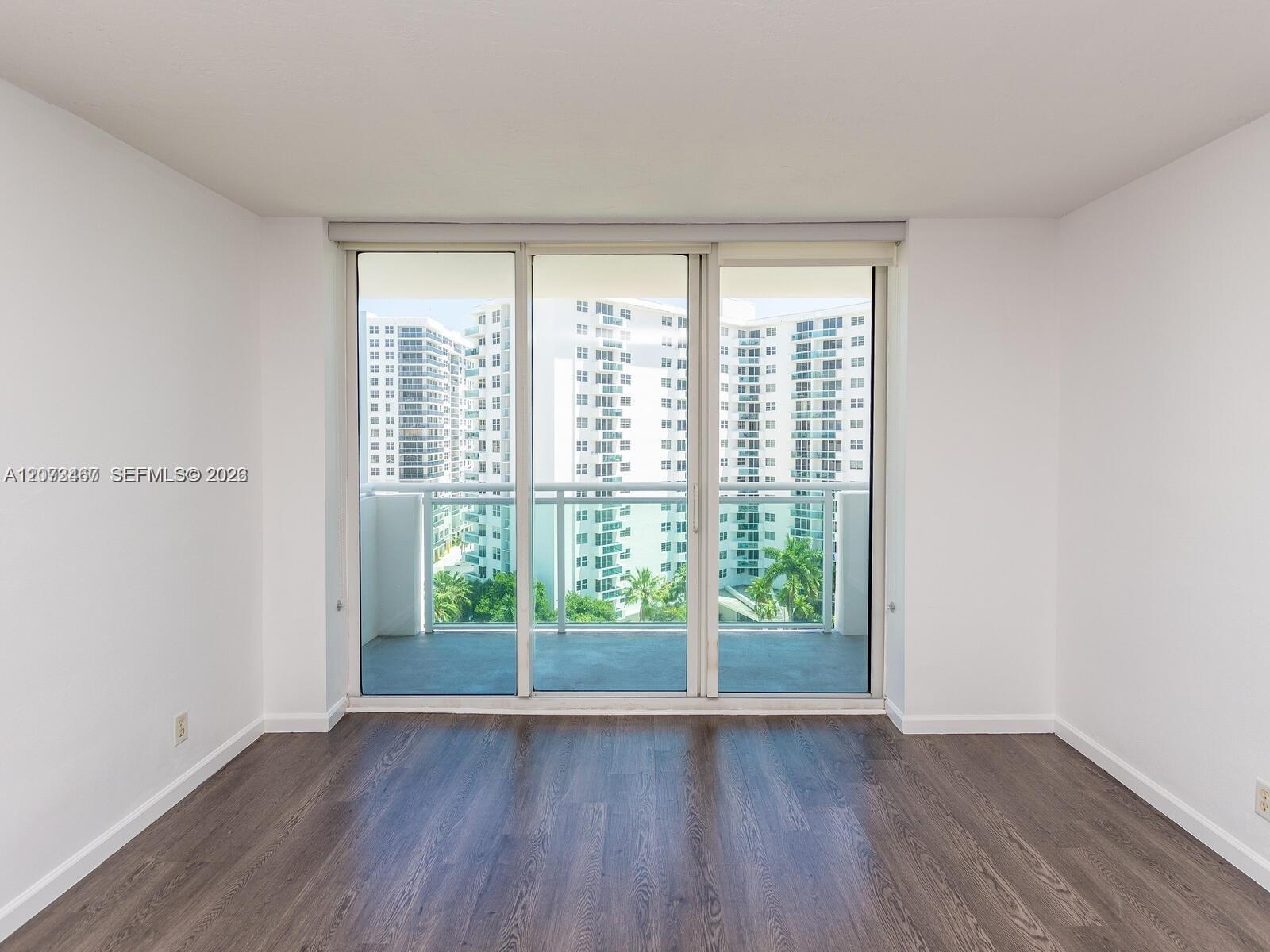 3000 S Ocean Dr #922 main architectural view