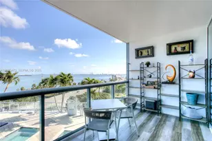 601 NE 36th St, Miami, FL 33137 - Photo 11