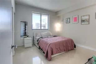 601 NE 36th St, Miami, FL 33137 - Photo 7