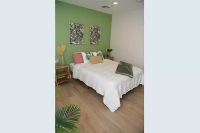 1274 SW 5th St, Miami, FL 33135 - Photo 13