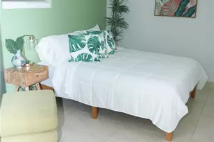 1274 SW 5th St, Miami, FL 33135 - Photo 23
