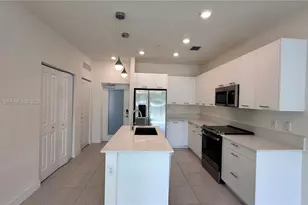 8001 NW 41st St, Doral, FL 33166 - Photo 5