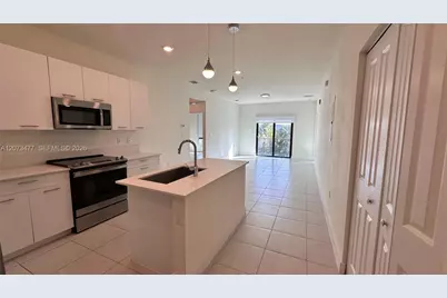 8001 NW 41st St #308, Doral, FL 33166 - Photo 3