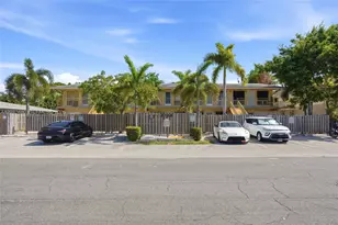 2716 NE 30th Pl, Fort Lauderdale, FL 33306 - Photo 3