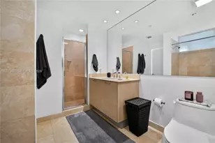 350 NE 24th St, Miami, FL 33137 - Photo 21