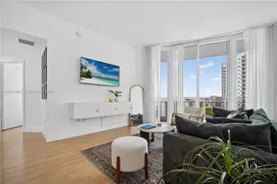 350 NE 24th St, Miami, FL 33137 - Photo 1