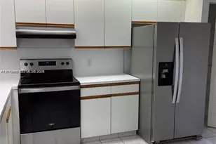 12601 SW 13th St, Pembroke Pines, FL 33027 - Photo 3