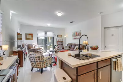 3751 SW 97th Ave, Miami, FL 33165 - Photo 7