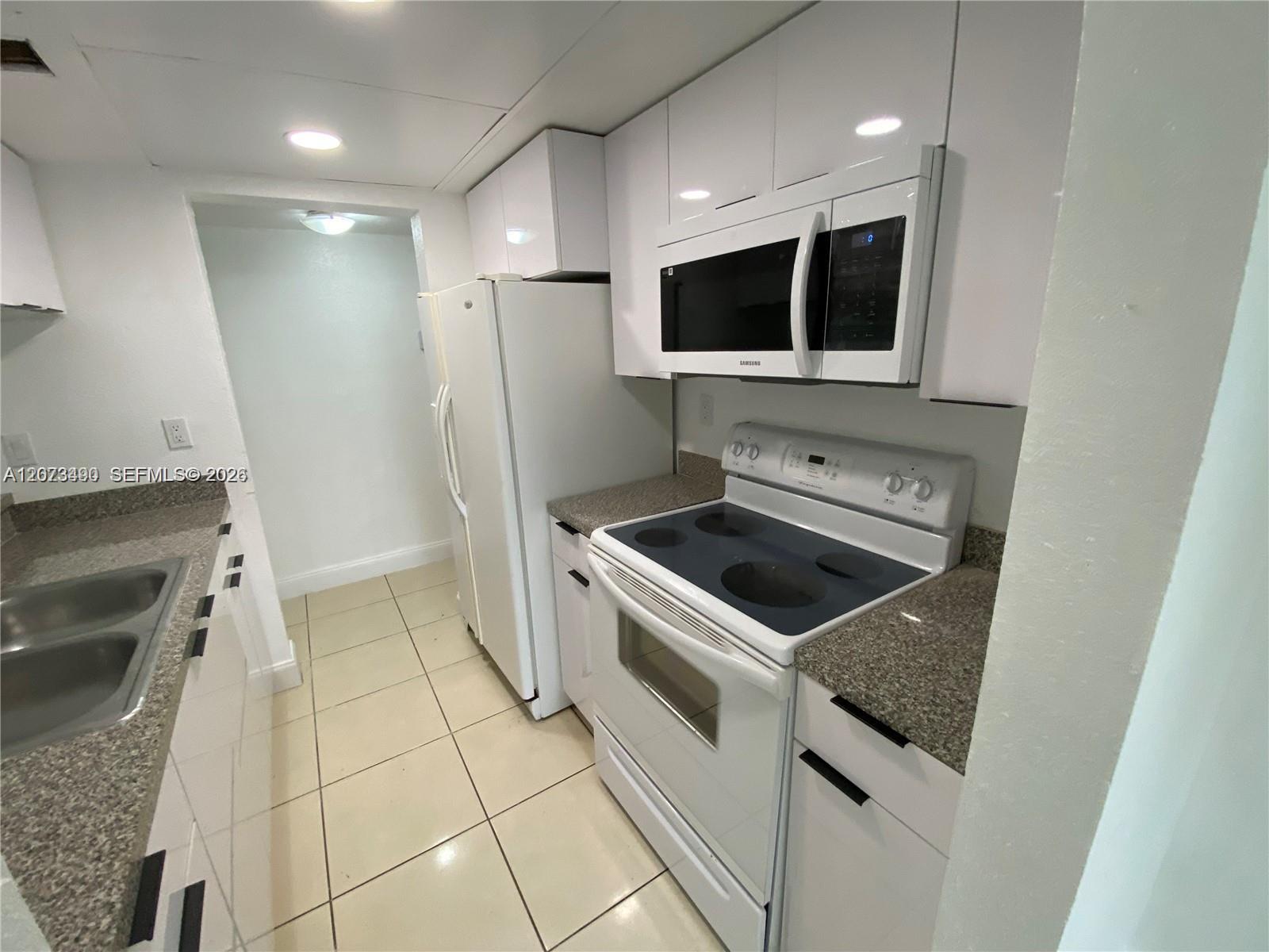 8365 SW 152nd Ave #C-416 - 8365 SW 152nd Ave #C-416, Miami, FL 33193 Luxury Property | Jose Angel Pina