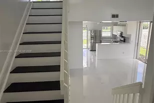 875 NW 99th Ave, Plantation, FL 33324 - Photo 5