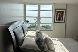 6450 Collins Ave, Miami Beach, FL 33141 - Photo 49