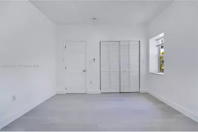 769 NW 10th St #1, Miami, FL 33136 - Photo 5