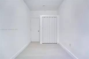 769 NW 10th St, Miami, FL 33136 - Photo 7