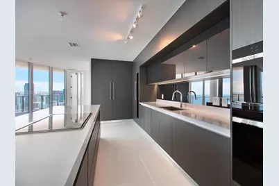 851 NE 1st Ave #PH5011, Miami, FL 33132 - Photo 13