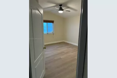8964 W Flagler St #209, Miami, FL 33174 - Photo 7