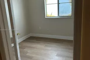 8964 W Flagler St, Miami, FL 33174 - Photo 11