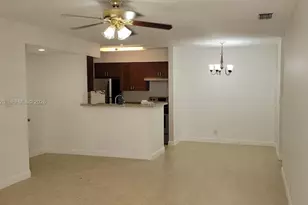 2926 S University Dr, Davie, FL 33328 - Photo 9