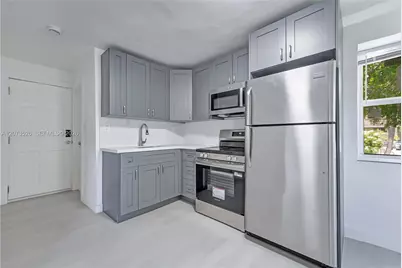 769 NW 10th St #4, Miami, FL 33136 - Photo 1