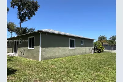 3520 NW 213th Ter, Miami Gardens, FL 33056 - Photo 25