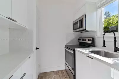 2190 SW 14th Ter #2, Miami, FL 33145 - Photo 15
