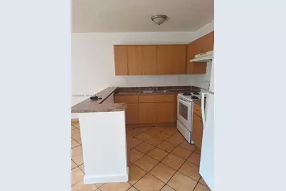 [Address not provided], North Miami, FL 33161 - Photo 5
