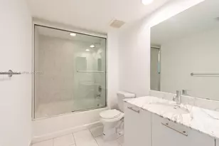 951 Brickell Ave, Miami, FL 33131 - Photo 15