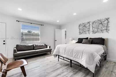 1510 Normandy #B, Miami Beach, FL 33141 - Photo 3