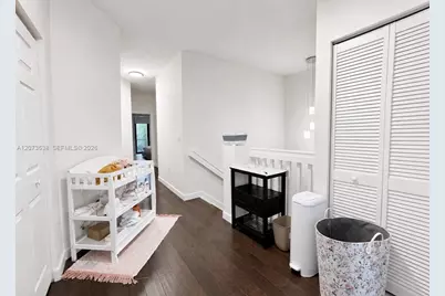 5930 NW 104th Path, Doral, FL 33178 - Photo 9