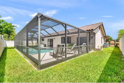 6302 NW 201st Ter, Hialeah, FL 33015 - Photo 47
