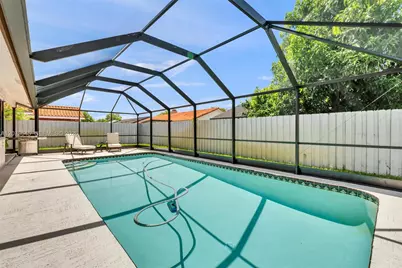 6302 NW 201st Ter, Hialeah, FL 33015 - Photo 3