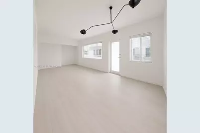 1110 Venetian Way #2B, Miami, FL 33139 - Photo 3