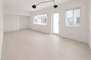 1110 Venetian Way, Miami, FL 33139 - Photo 3