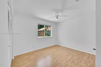 11201 Lakeview Dr #48-M, Coral Springs, FL 33071 - Photo 19