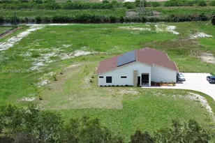 19860 Skyhawk Ln, Loxahatchee, FL 33470 - Photo 7