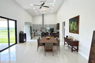 19860 Skyhawk Ln, Loxahatchee, FL 33470 - Photo 17