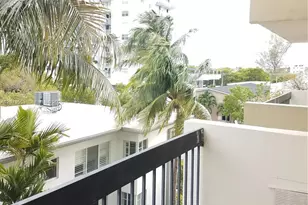 6937 Bay Dr, Miami Beach, FL 33141 - Photo 17