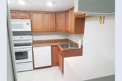 6937 Bay Dr #410, Miami Beach, FL 33141 - Photo 9