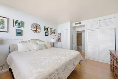 1408 Brickell Bay Dr #706, Miami, FL 33131 - Photo 25