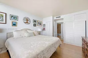 1408 Brickell Bay Dr, Miami, FL 33131 - Photo 25