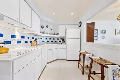 1408 Brickell Bay Dr #706, Miami, FL 33131 - Photo 17