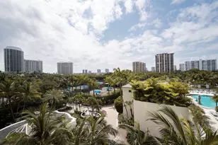 7000 Island Blvd, Aventura, FL 33160 - Photo 19