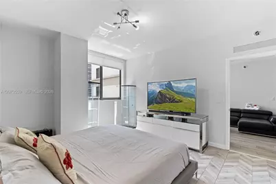 999 SW 1st Ave #3307, Miami, FL 33130 - Photo 11