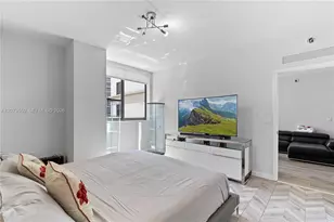 999 SW 1st Ave, Miami, FL 33130 - Photo 11