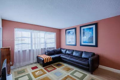 2300 Park Ln #203, Hollywood, FL 33021 - Photo 11