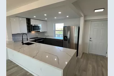 441 SE 3rd St #501, Dania Beach, FL 33004 - Photo 3
