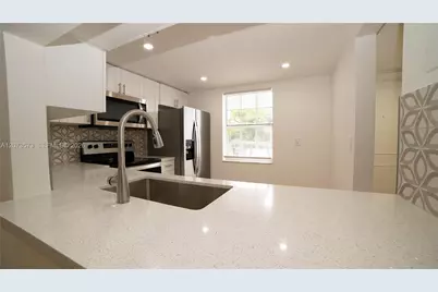 4291 NW 9th Ave #101, Deerfield Beach, FL 33064 - Photo 5
