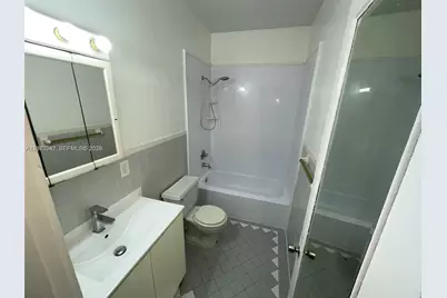 536 14th St #311, Miami Beach, FL 33139 - Photo 17